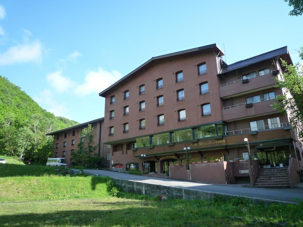 โฮเต็ล ชิกะ ซันแวลลี Hotel ยามาโนะอุจิ ภายนอก รูปภาพ