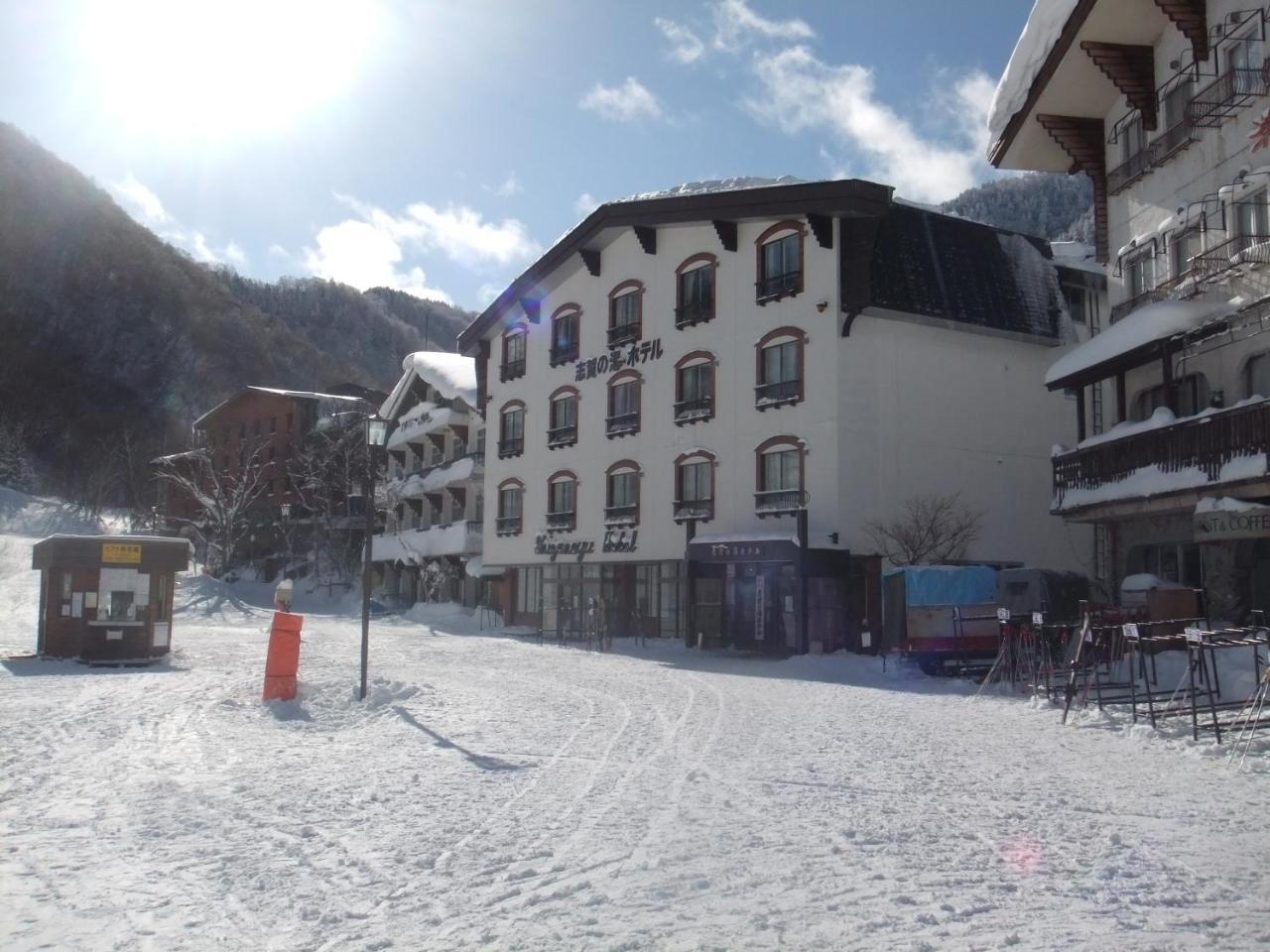 โฮเต็ล ชิกะ ซันแวลลี Hotel ยามาโนะอุจิ ภายนอก รูปภาพ
