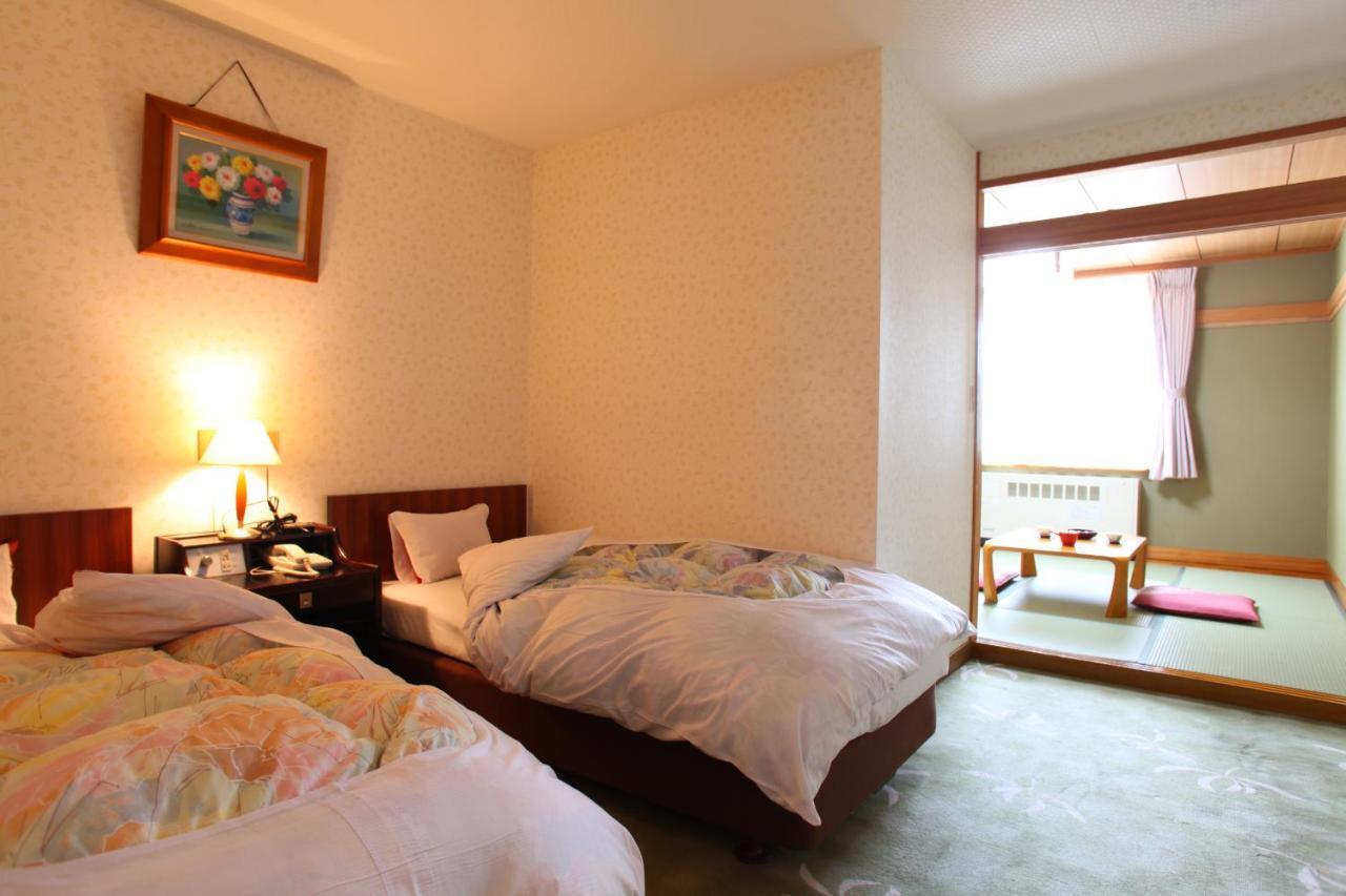 โฮเต็ล ชิกะ ซันแวลลี Hotel ยามาโนะอุจิ ภายนอก รูปภาพ